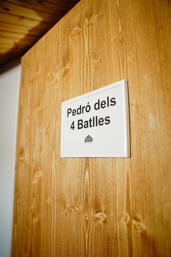 Cases Altes De Posada Navés Exterior foto